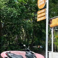 Lots of parking!   at The Sandy Shack in Ungasan