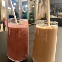 Berry & a chocolate fudge milkshake (natural flavours)  #Veganuary at Yamm Tree in Liverpool