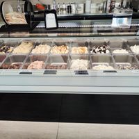 Flavors at Gelateria Fiordilatte in Geneva