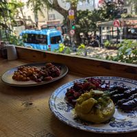 Vegan mezze at Hatice Anne Ev Yemekleri in Istanbul