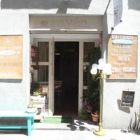 Sunny Rayen at Rayen Vegano in Madrid