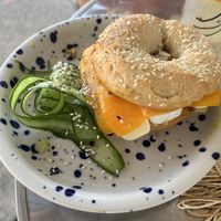 Mango Avocado Bagel   at Random Bagel Bar in Orvenyes