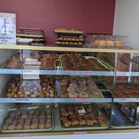 Plenty of donuts on each tray, much available at Ronald's Donuts in Las Vegas
