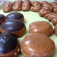 "Cream" filled vegan donut selection at Ronald's Donuts in Las Vegas