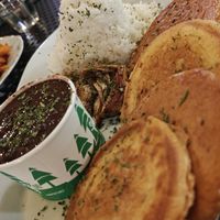 Build your own chicken steak with black beans rice and Cuban brioche at A Lo Vegano Orlando in Orlando