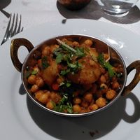Pomme de terre et pois chiches at Les saveurs d'Himalaya in Dourdan