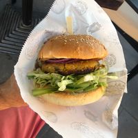 An untouched chickpea burger at Prikolica in Cerovac Vukmanicki