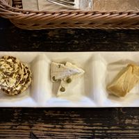 Vegan cheese platter (Koto and Smoky Choice fromage), served with mung bean crackers.  at CHOICE in Kyoto