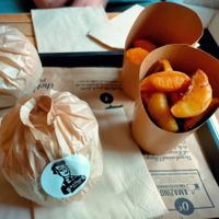 Sergente Pepper, potatoes et nuggets at Hank Cuisine Végétale - Archives in Paris