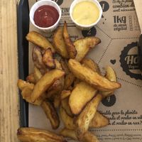 Potatoes ketchup and homemade mayo  at Hank Cuisine Végétale - Archives in Paris