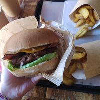 La Vie Bacon burger at Hank Cuisine Végétale - Archives in Paris