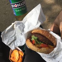 l'Allumé - poivrons grillés sauce fumée ";barbecue"; at Hank Cuisine Végétale - Archives in Paris