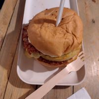 Montagnard burger at Hank Cuisine Végétale - Archives in Paris