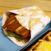 Wrap at Hank Cuisine Végétale - Archives in Paris