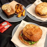 Took it to go I can eat in bed at Hank Cuisine Végétale - Archives in Paris