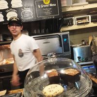 Vegan cookies at Hank Cuisine Végétale - Archives in Paris