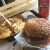 Burger and potatoes with cheese (all vegan) at Hank Cuisine Végétale - Archives in Paris
