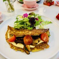 Wonderful! 😋  at Let It Bloom in Valencia