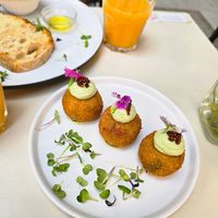  at Let It Bloom in Valencia