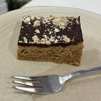 Turrón choco-cacahuetes  at Let It Bloom in Valencia