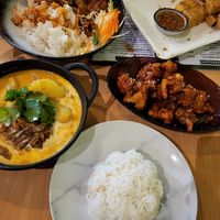 Massaman Curry with rice, Crispy Cauliflower, Salt and Pepper Tofu (with plum and peanut sauce) and the crispy chicken (really nice) at Sunflower Thai Vegetarian Restaurant in Auckland