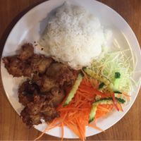 chicken at Sunflower Thai Vegetarian Restaurant in Auckland