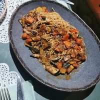 Vegan wok with vegetables at La Fonda Del Perchel in Jaen