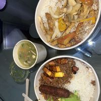 Minestrone Soup, Típico y Lomo de Sietán Bowl, Tallarines Peruanos! Hit the spot.  at Veggie Kitchen - Cloud Kitchen in Medellin