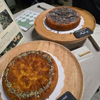 At Veganworld, Kerstbeurs, Hasselt at Atelier sablé in Mechelen