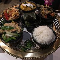 Main courses of the vegan set menu at Royal Thai in Barcelona