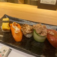 8 pc assorted sushi platter at Shojin Sushi Minamo in Osaka