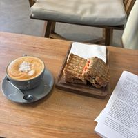 Vegan breakfast sandwich y cafe at Café de Herencia in Buenos Aires