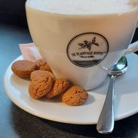 Decafe havermelk cappucino at Café Van Noord in Gouda