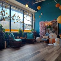 Huge place very clean and calm. at Tapiocatea in Saugus