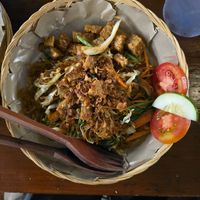 bihun goreng vege (vegetarian fried noodle) at De Waroeng Labuan Bajo in 