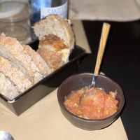 Bread and tomato at Sesamo in Barcelona