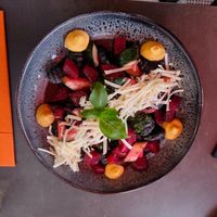 Gnocchi with beetroots, zucchini, pesto and vegan cheese at Seagull Hafenbistro Kappeln in Kappeln