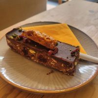 Vegan Honeycomb, Pistachio + Cranberry Tiffin at Becws Melyn in Llanberis