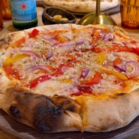 Pizza iberica at Bresca Coimbra in Coimbra