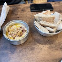 hummus e pita   at Patog in North West London