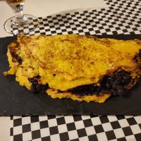 Cachapa Veganita (with black beans) at Tasca La Matilda - Tochesuras in Caceres
