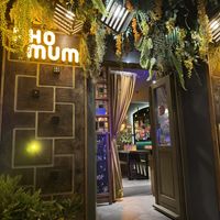 Entrance/store.  at pho mum in Dresden