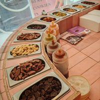 Toppping at Holy Cookie - Saint André des Arts in Paris