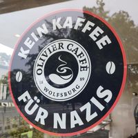 Klare Haltung der Geschäftsleute at Olivier Caffè in Wolfsburg
