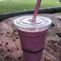 Berry breakfast smoothie at The Bondwood Cafe in Adamstown