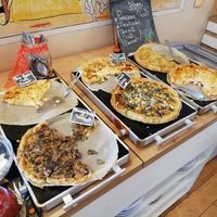The 'pies' buffet, with both vegan and vegetarian options available at La Faim Des Haricots in Blagnac