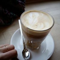 Caramel oatly latte at Goodies Berlin - Friedrichshain in Berlin