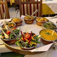 If served on trays shared with other dishes, the waiter always indicates which ones are plant-based. at Shimla Germering in Germering