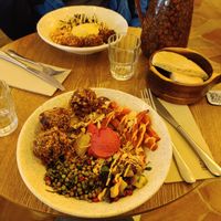 Creamy Spicy drizzle at Dip Honest Food - Annecy  in Annecy