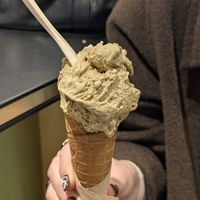 Helado pistacchio 3.8 € at Cortese in Florence